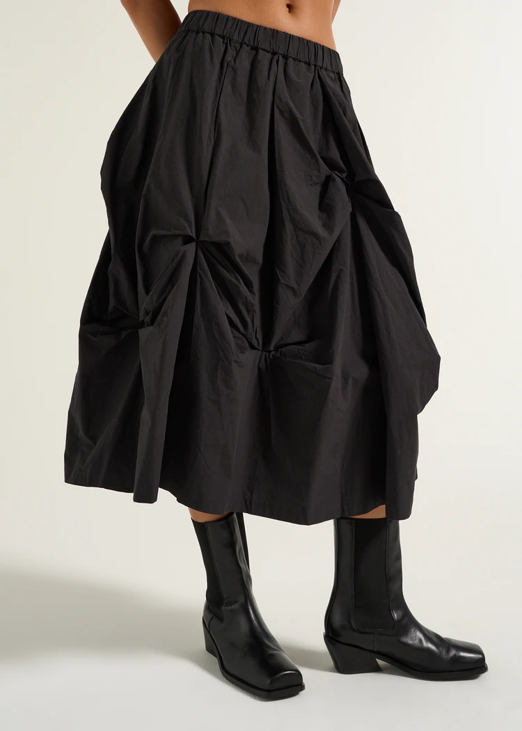 MONROE BALLOON SKIRT IN BLACK | Yumi Row | BNTO