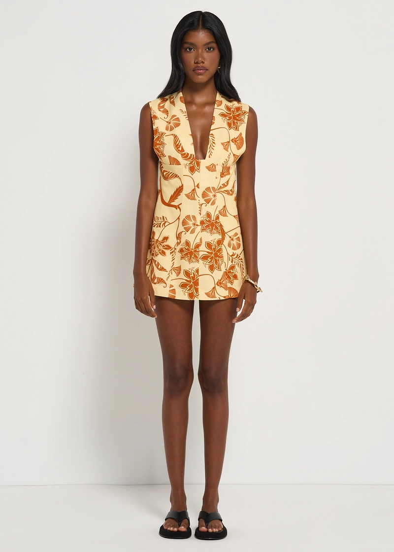 the marigold club dress code Maude Jenny in Palm Print Marigold houston Color:#15 Golden Hour child:Baby Blue Luxe Satin Discover Your Aesthetic: Christmas